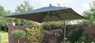 European Shade Leaf Sculptural & Sleek