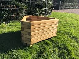 Triangular Planter Boxes