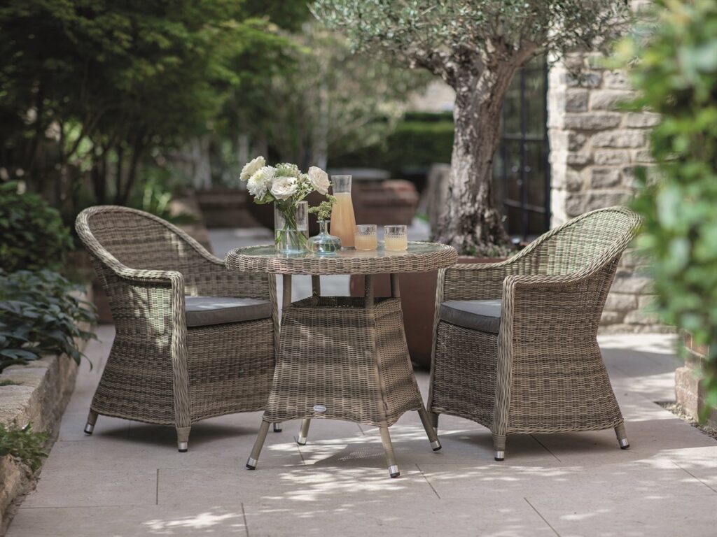 Bamblecrest Sahara Wicker Dining Set