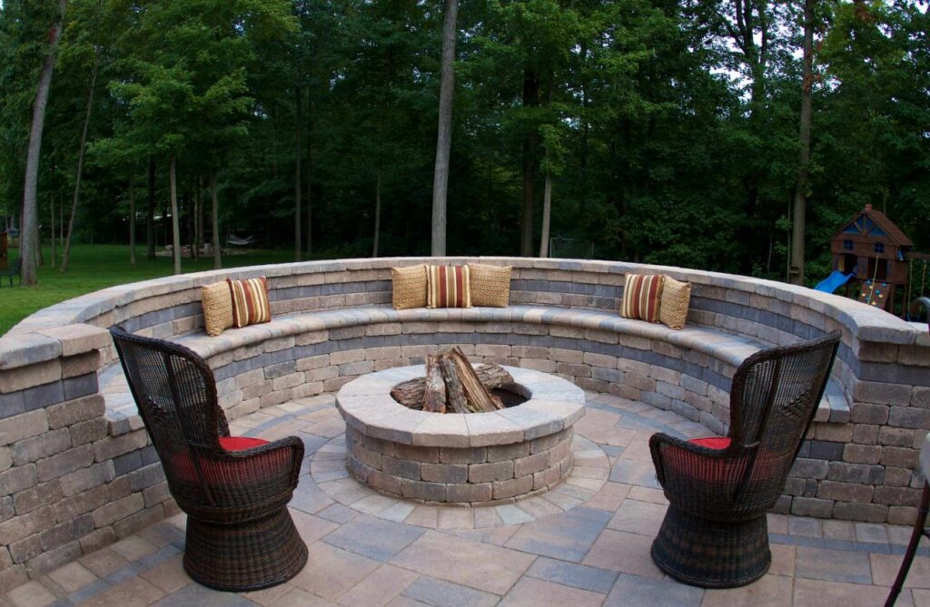 Classic Red Brick Circular Fire Pit with Built-In Benches