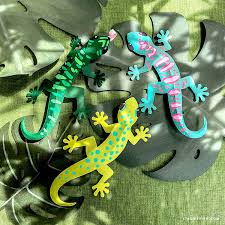 Creative Lizard and Gecko Ornaments: Bright and Playful