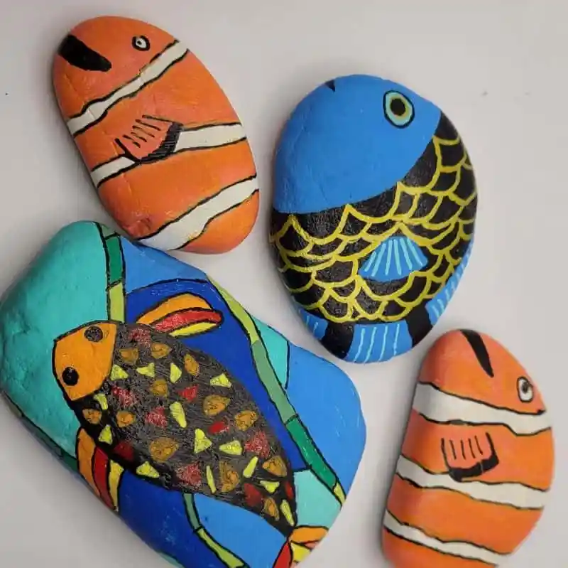 DIY Aquarium Decor with Painted Rocks