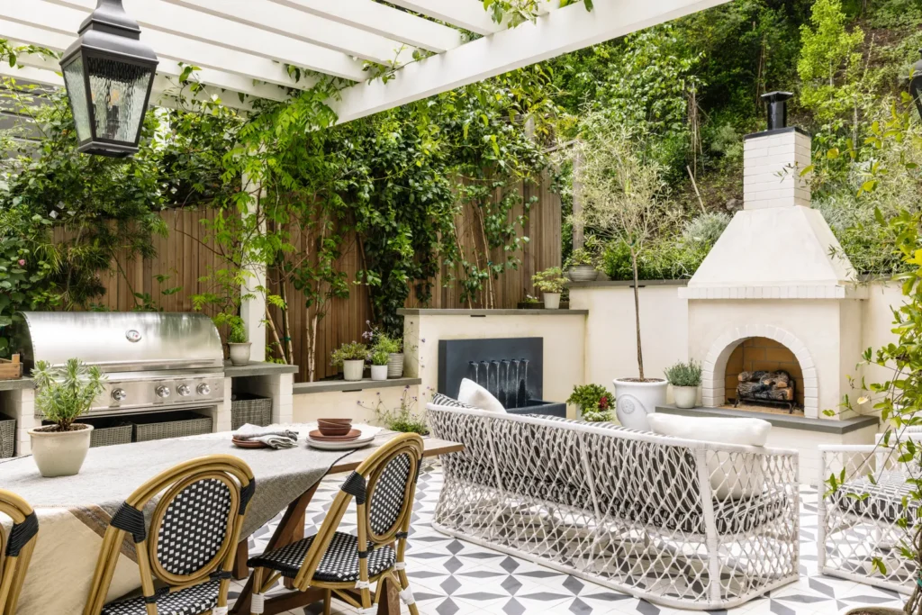  Fire Pit and Outdoor Bar “Spoke” Design