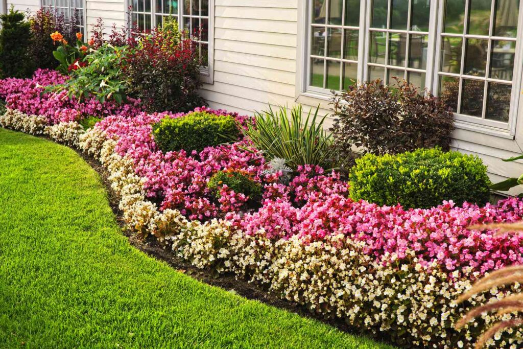 Garden Edging Ideas for Sloped Yards