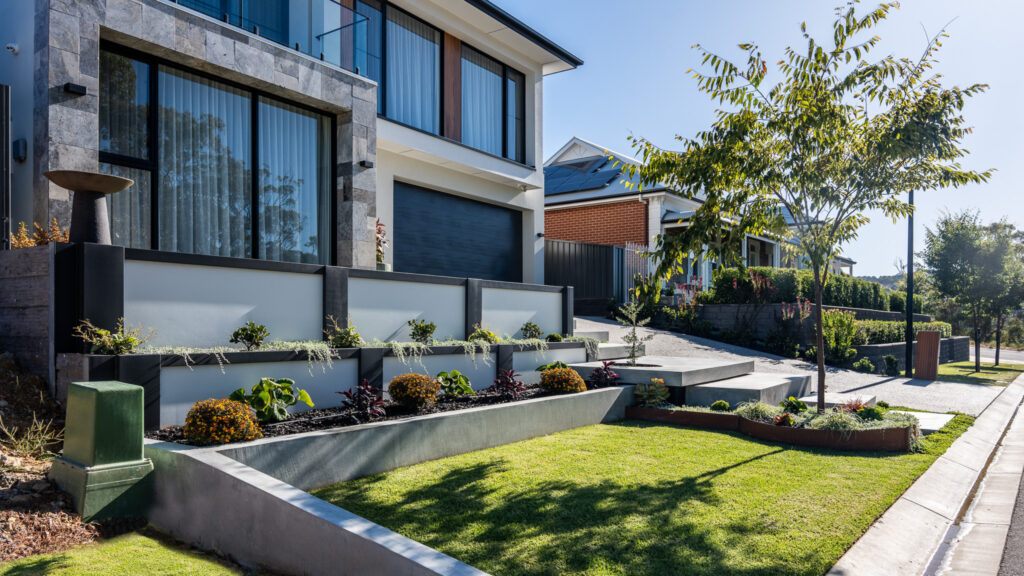 Unique Retaining Wall as a Garden Focal Point