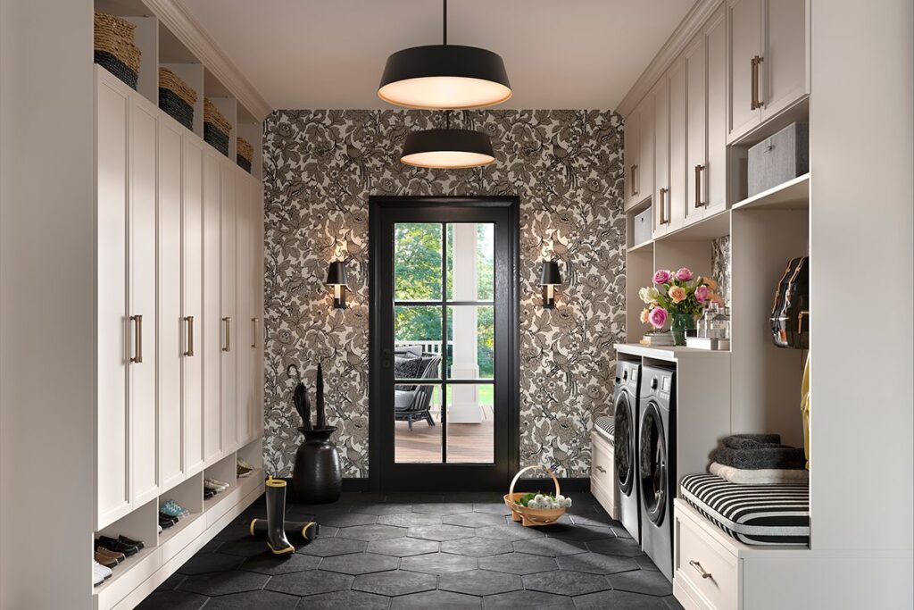 Walk-In Closet Style Entry
