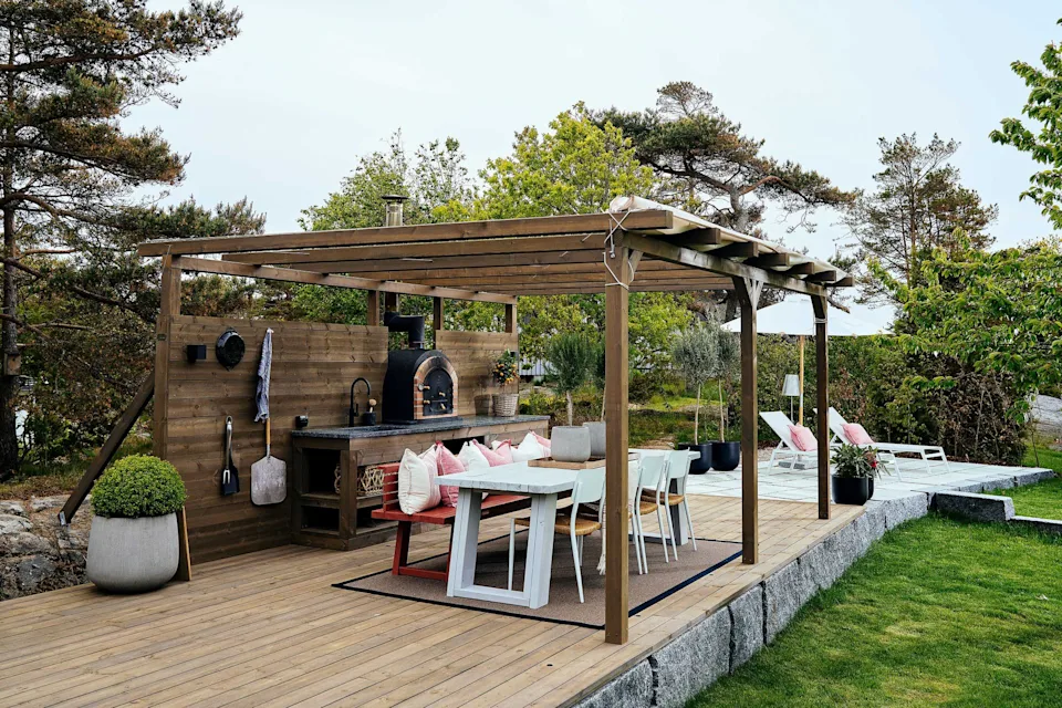 Outdoor Kitchen Gazebo for Effortless Entertaining